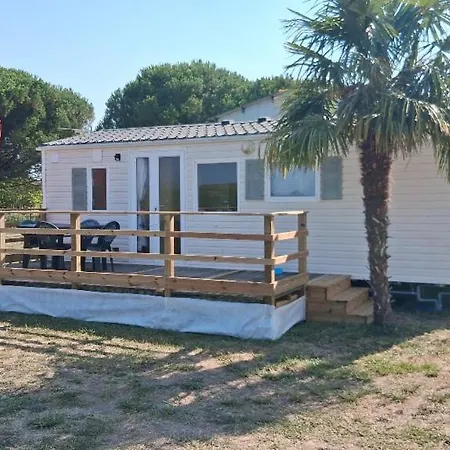 Mobil Home, A La Campagne Et Au Calme